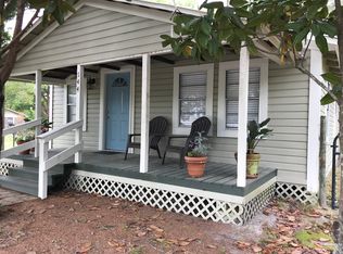 144 E Bay Loop Rd, Freeport, FL 32439