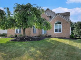 450 Adelle Dr, Northfield, OH