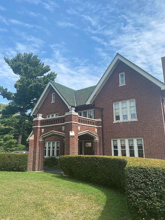 1031 N Sheridan Rd, Waukegan, IL 60085 Zillow