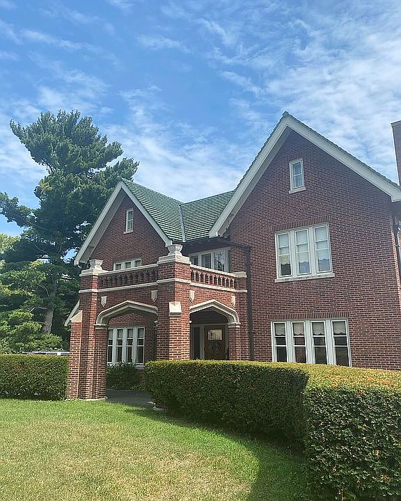 1031 N Sheridan Rd, Waukegan, IL 60085 Zillow