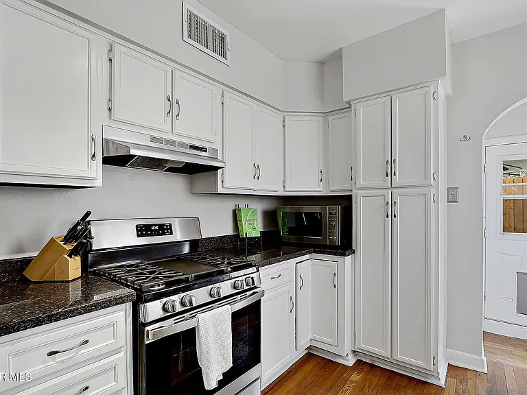 1104 Madeline Dr — Photo 18
