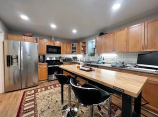 98 Cypress St #G, Brookline, MA 02445