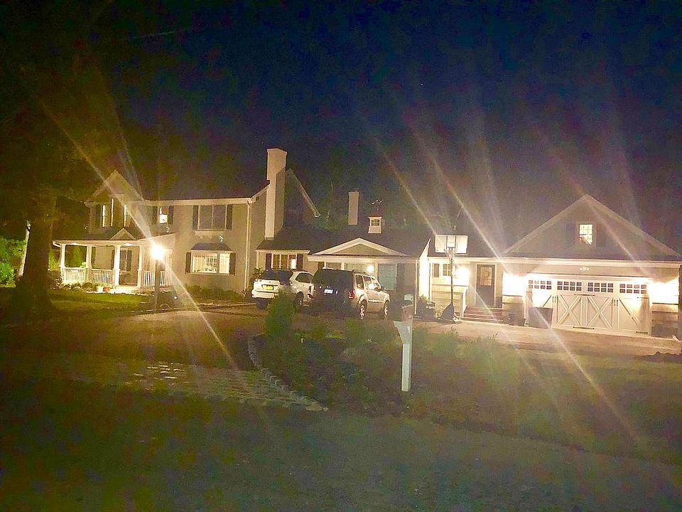 2nd image of 16 Howard Dr