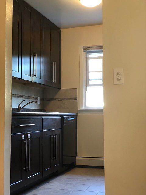 1st image of 70 W End Ave #5A2