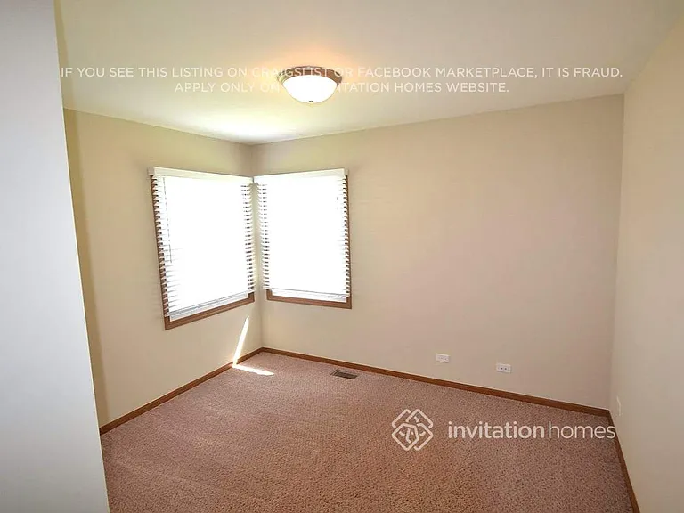 1241 Victoria Ct — Photo 5
