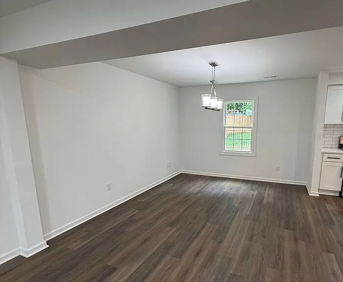 5406 Barrington Dr — Photo 8