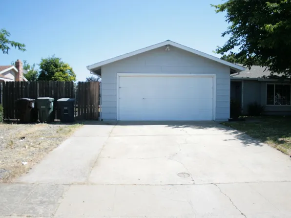 3657 Astral Dr, Sacramento, CA 95827