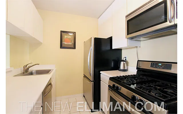 Rented by Douglas Elliman | media 96