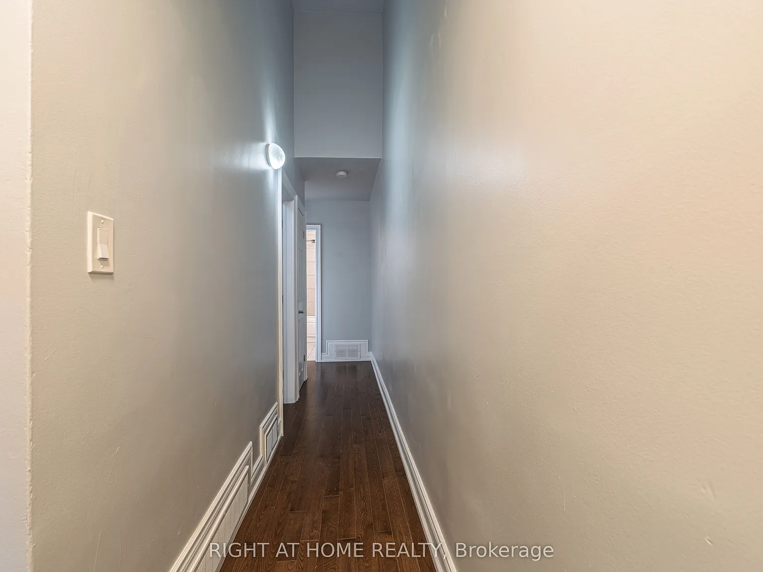 2 bed, $2,500 — Photo 3