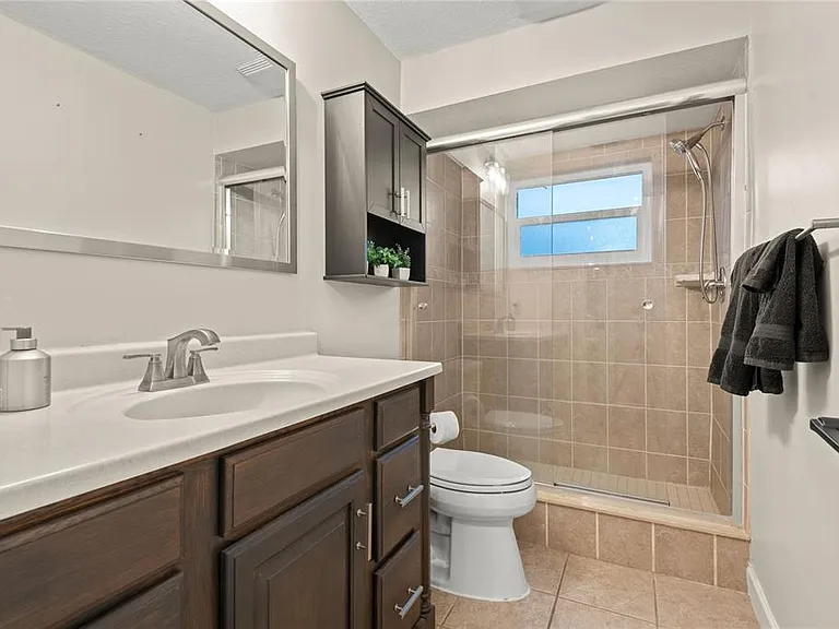 10285 Barry Dr — Photo 21