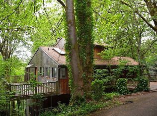 8350 W Stark St, Portland, OR 97229