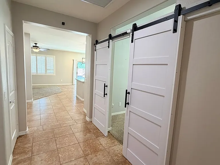 40750 W Colby Dr — Photo 6