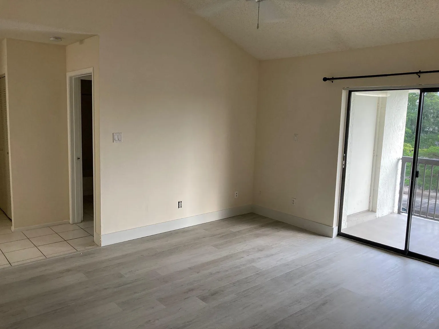 11245 W Atlantic Blvd — Photo 3