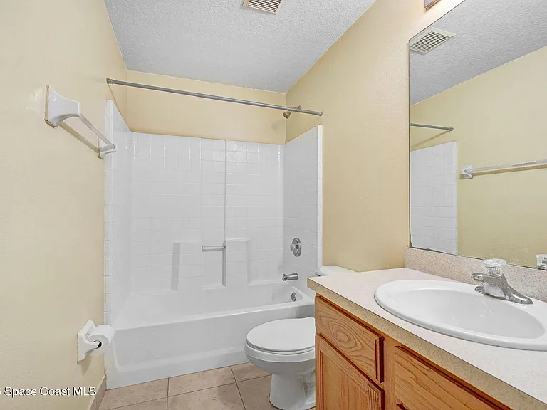 1416 Martinez St SE — Photo 21