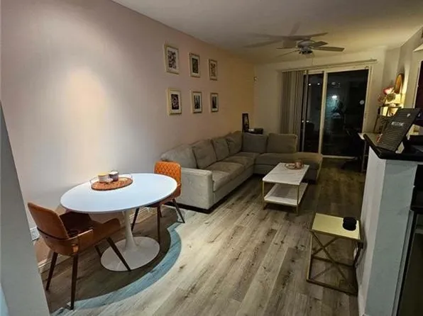 1801 E Katella Ave APT 1100, Anaheim, CA 92805