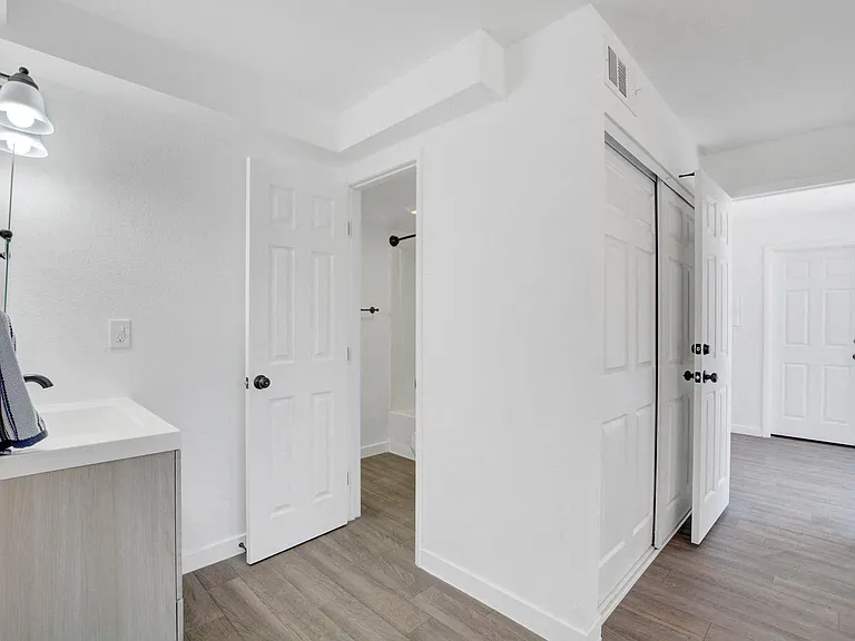 Viva Apartments — Photo 13