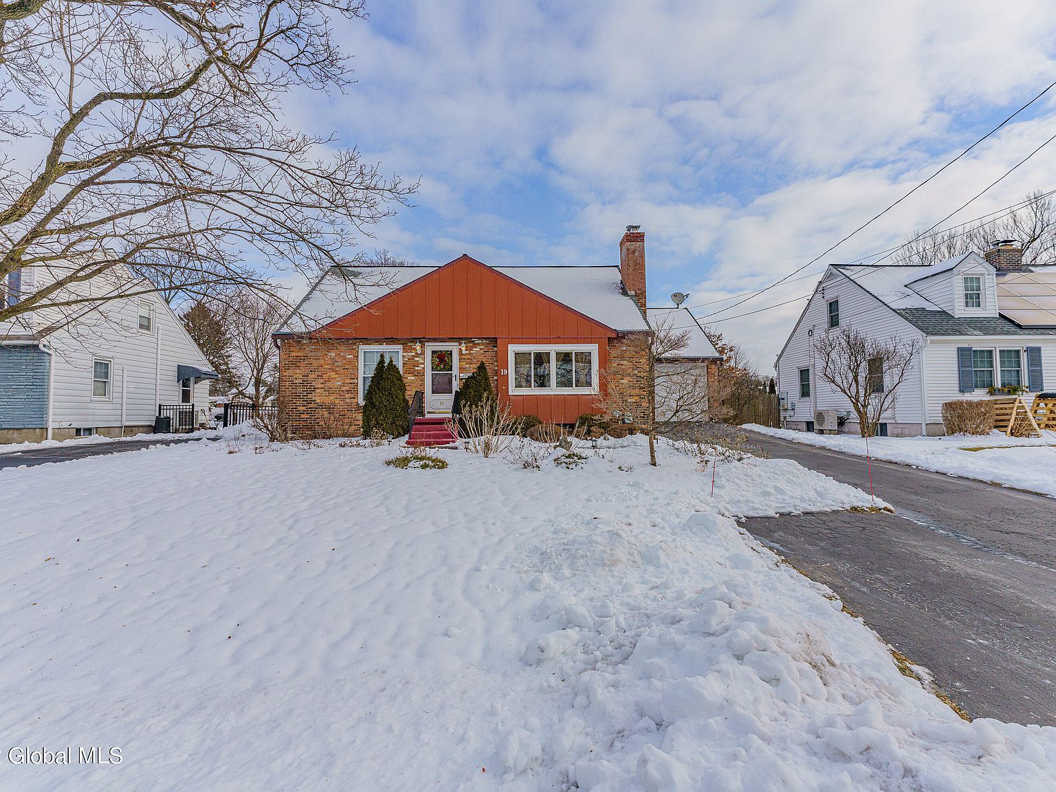 19 Oakwood Drive, Colonie, NY 12205 Zillow