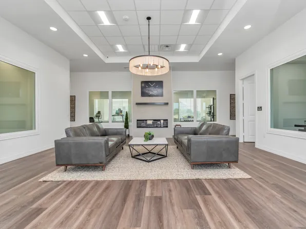 Crossroads at Belton