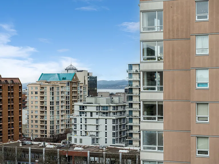 960 Yates St #1105 — Photo 32