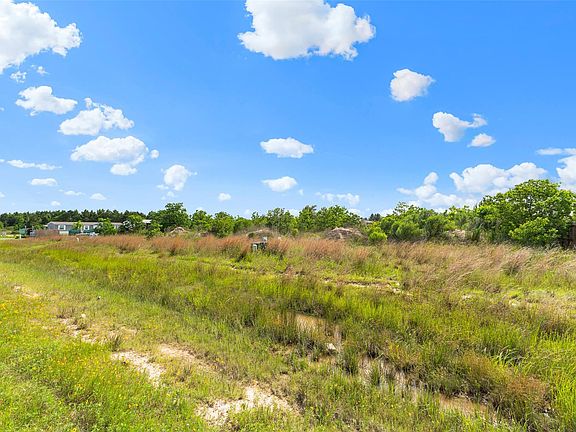 3rd image of 1775 Road 5701
