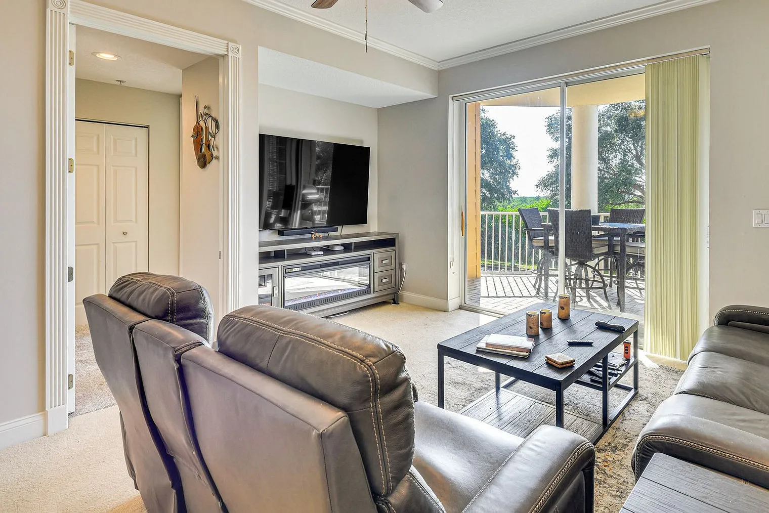 2 bed, 2.0 bath, 1399 sqft, $6,838 — Photo 1