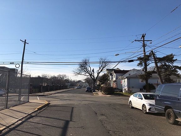 4th image of 277 Columbia Ave