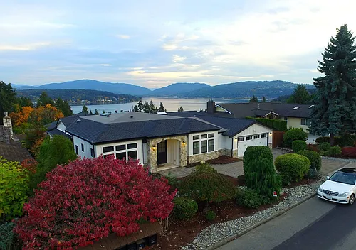 516 172nd Pl NE Photo 1