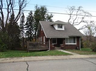 212 High St, Ambridge, PA 15003