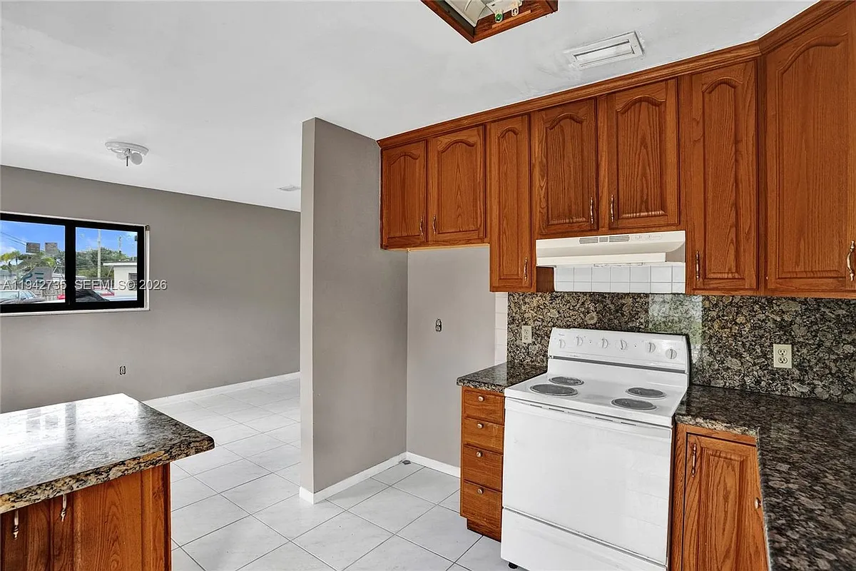 Building Photo - 28640 SW 146th Ave
