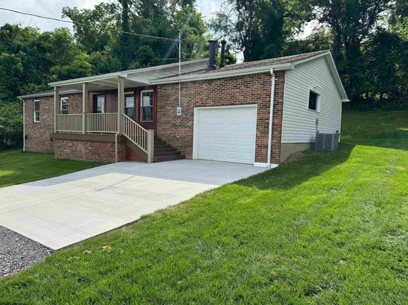 713 Diamond St, Fairmont, WV 26554