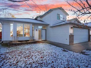 2022 N Rio Grande Ln, Greenacres, WA 99016