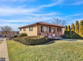 3208 Gray St, Reading, PA 19605