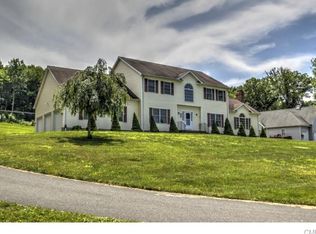 23 Old Country Rd, Oxford, CT 06478