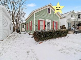 309 N Robert St, Ludington, MI 49431