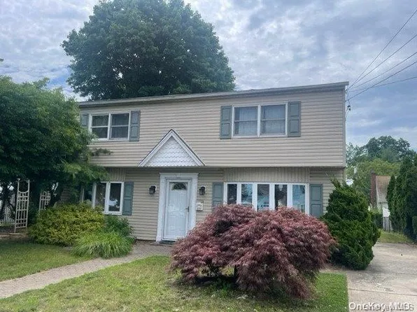 46 Libby Avenue, Hicksville, NY 11801