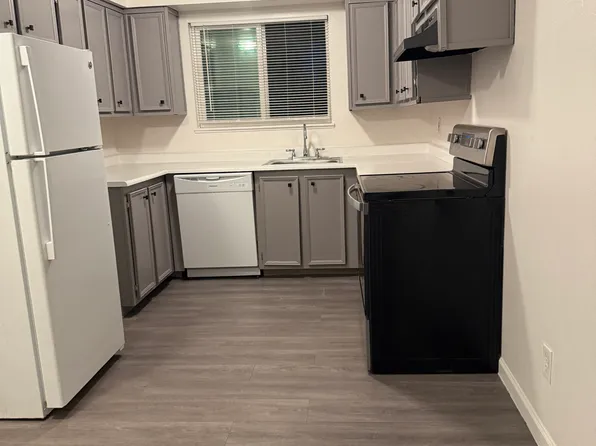 13470 SW Allen Blvd APT 12, Beaverton, OR 97005