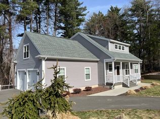 68 Tallyho Dr, Springfield, MA 01118