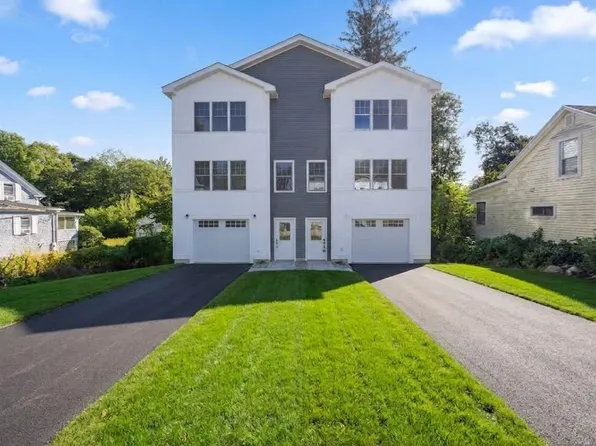 17 Crosby St #B, Webster, MA 01570