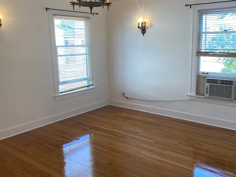 366 N Curson Ave #7 — Photo 8