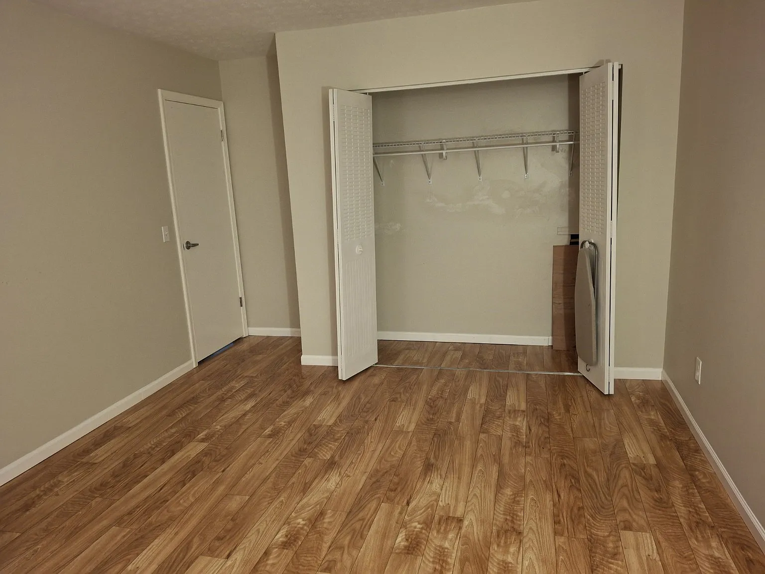 2 bed, 1.5 bath, 1250 sqft, $795 — Photo 3