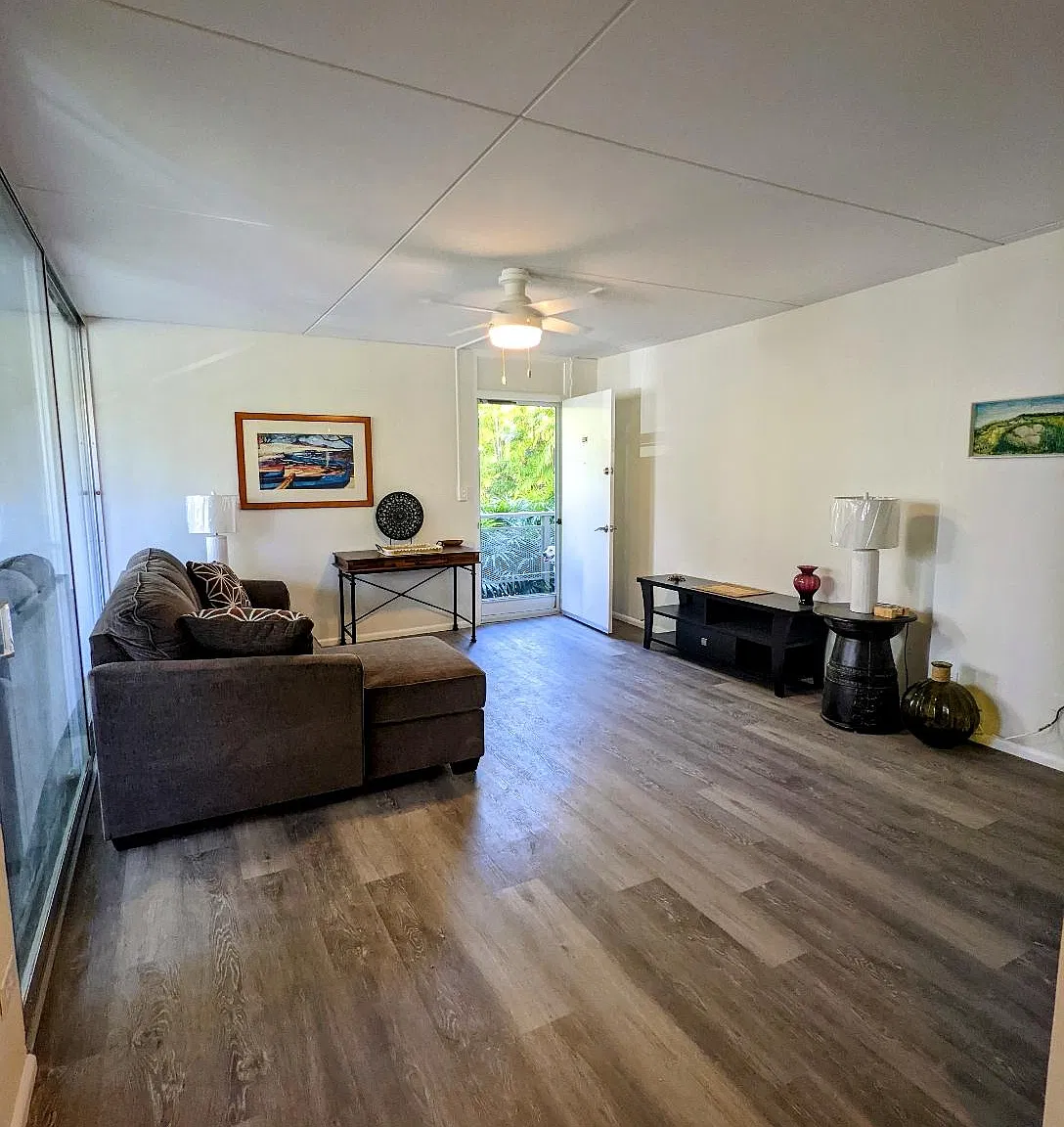 2 bed, 720 sqft, $3,000 — Photo 3