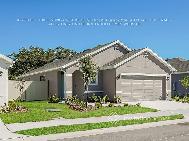7924 Majestic Palms Ct — Photo 20