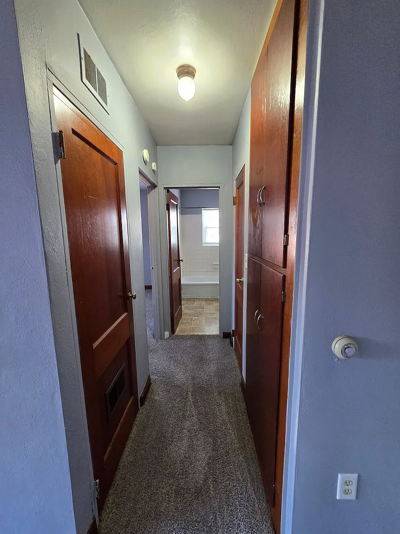 808 State Street — Photo 3
