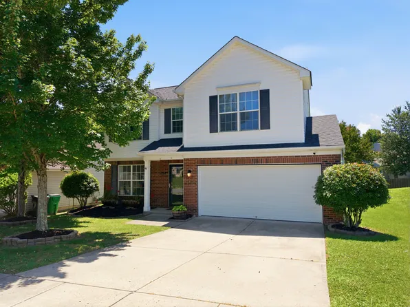 8502 Appledale Dr, Charlotte, NC 28262