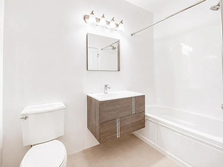22 Avenue At Port Imperial #321 — Photo 17