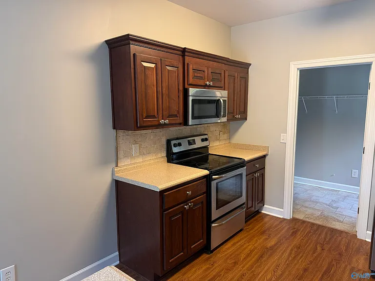468 Wade Rd SE #A — Photo 6