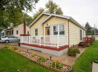1749 Plymouth Ave, Waterloo, IA 50702