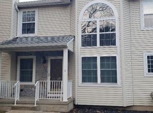 11 Castleton Rd, Princeton, NJ 08540