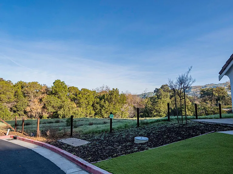 2744 Valley Oak Pl — Photo 36