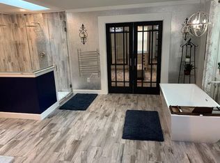 6 Bay Ct, Fort Walton Beach, FL 32548